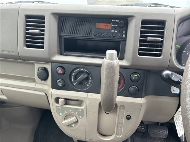 Suzuki EVERY 2014 7639389-4