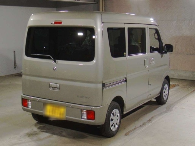 Suzuki EVERY 2026 7639436-1