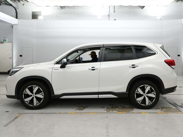 Subaru FORESTER 2018 7641292-4