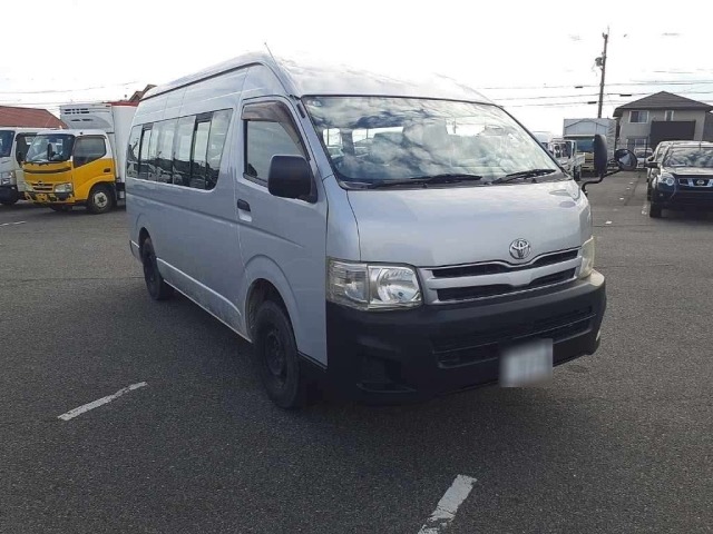 Toyota HIACE COMMUTER 2011 7642046-5