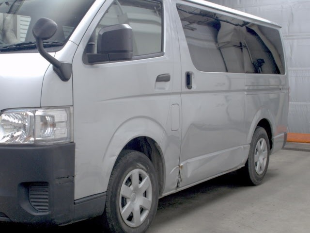 Toyota HIACE VAN 2020 7642039-4
