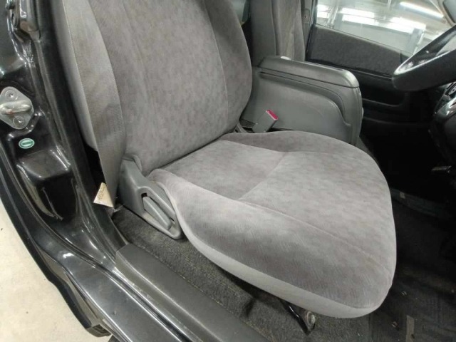 Toyota HIACE VAN 2007 7642047-10