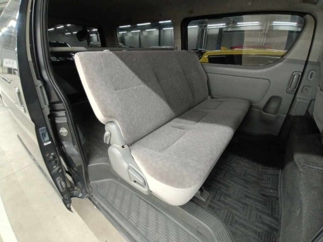 Toyota HIACE VAN 2007 7642047-12