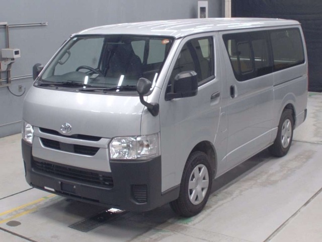 Toyota HIACE VAN 2022 7642052-0
