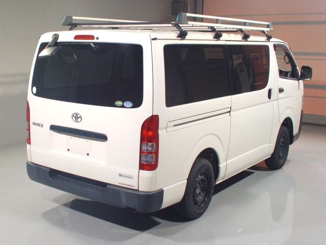 Toyota HIACE VAN 2021 7642054-1