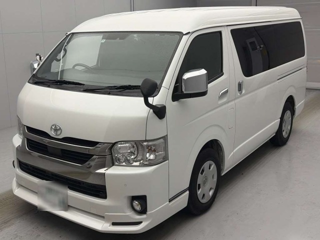 Toyota HIACE VAN 2022 7642057-0