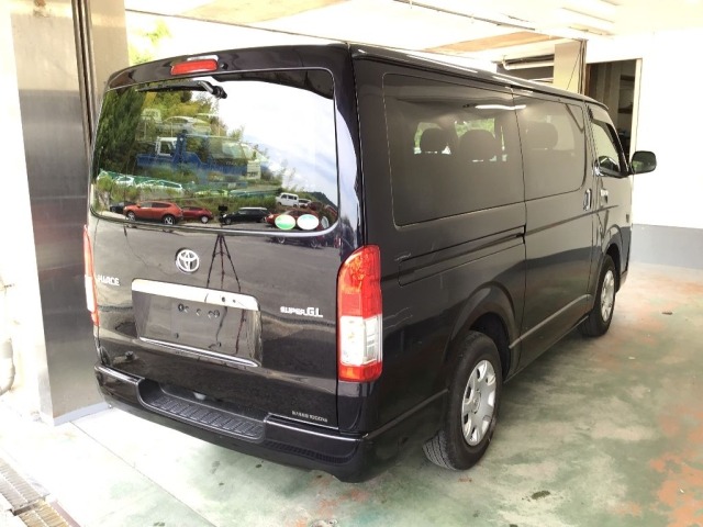 Toyota HIACE VAN 2015 7642064-4