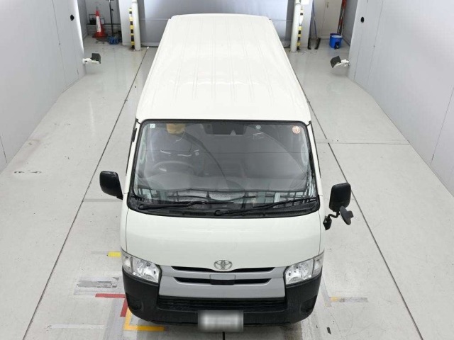 Toyota HIACE VAN 2018 7642065-7