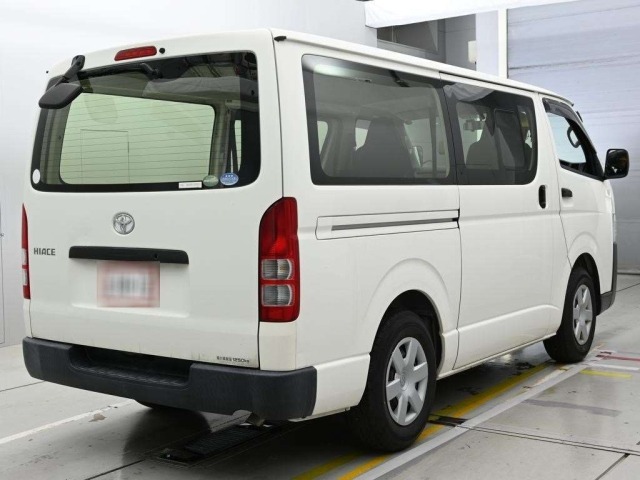 Toyota HIACE VAN 2019 7642066-1