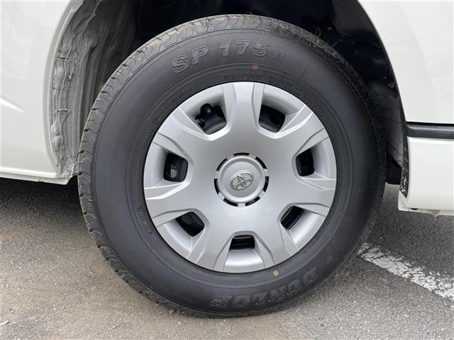 Toyota HIACE VAN 2025 7642183-11