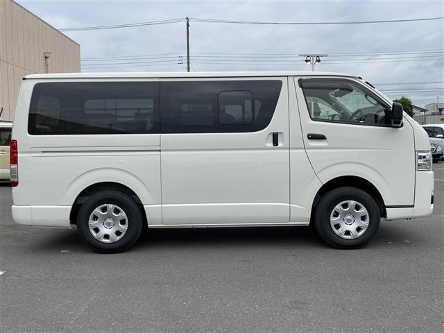 Toyota HIACE VAN 2025 7642183-20