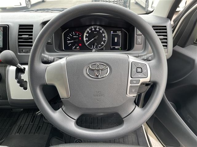 Toyota HIACE VAN 2025 7642183-4