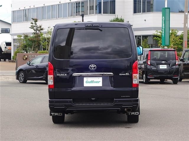 Toyota HIACE VAN 2023 7642246-11