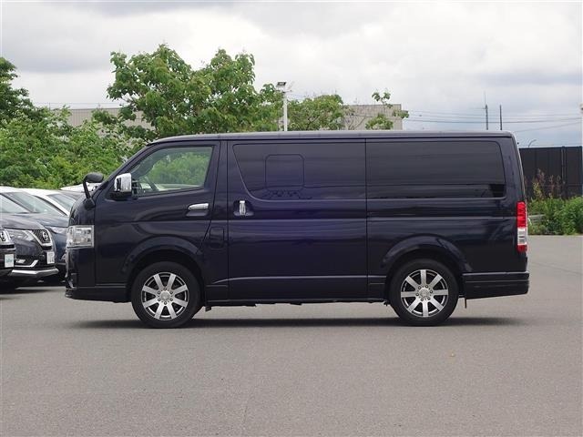 Toyota HIACE VAN 2023 7642246-12