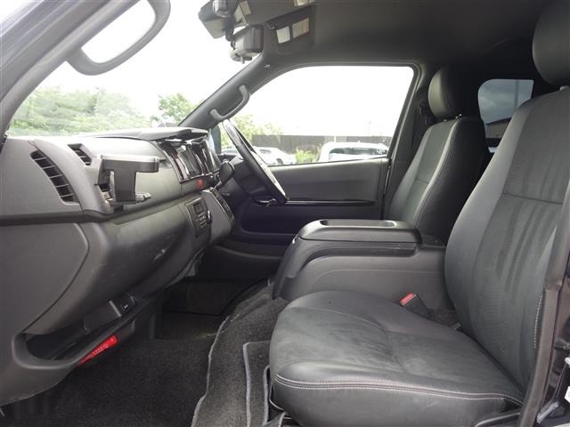 Toyota HIACE VAN 2023 7642246-7