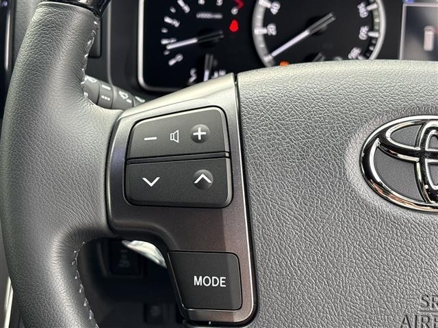 Toyota HIACE VAN 2025 7642262-1