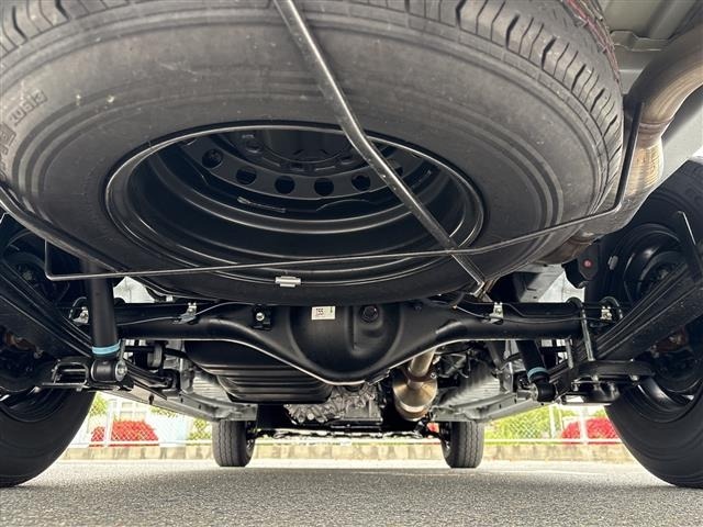 Toyota HIACE VAN 2025 7642262-13