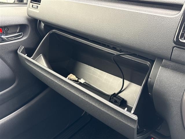 Toyota HIACE VAN 2025 7642262-2