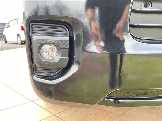 Toyota HIACE VAN 2025 7642269-11