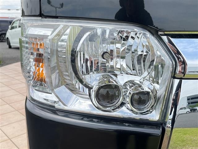 Toyota HIACE VAN 2025 7642269-12