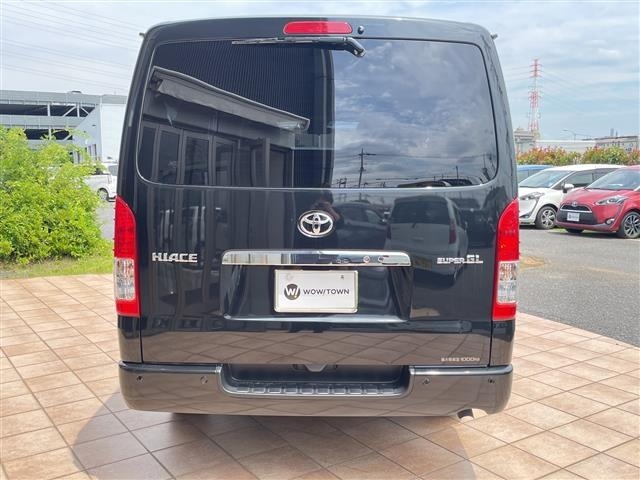 Toyota HIACE VAN 2025 7642269-4