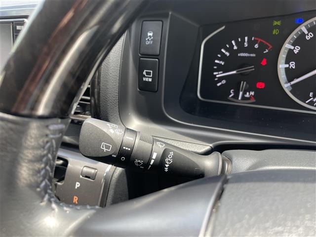 Toyota HIACE VAN 2025 7642334-12
