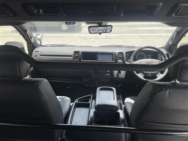 Toyota HIACE VAN 2025 7642334-15