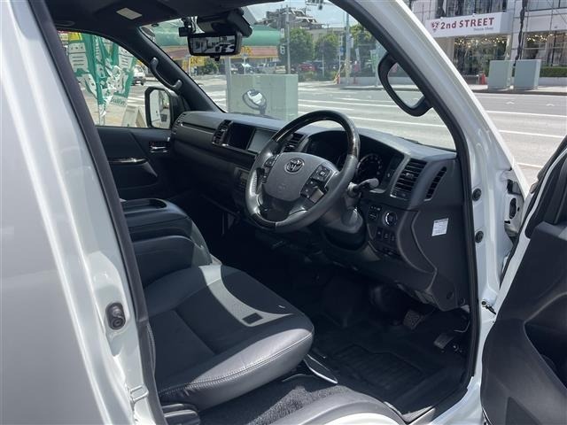Toyota HIACE VAN 2025 7642334-2