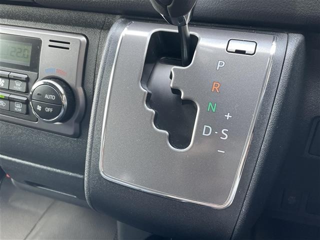 Toyota HIACE VAN 2025 7642334-8