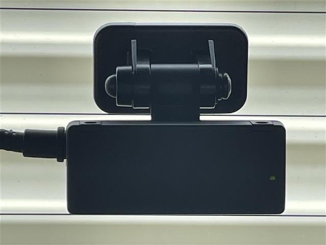 Toyota HIACE VAN 2021 7642372-20