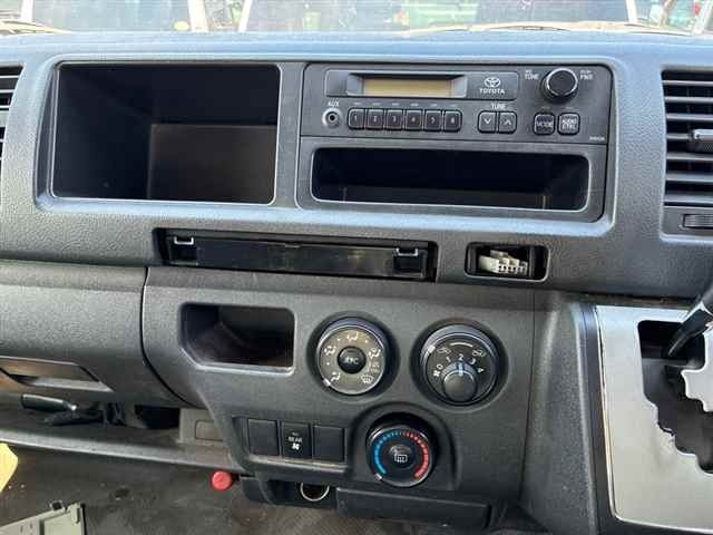 Toyota HIACE WAGON 2016 7644085-6