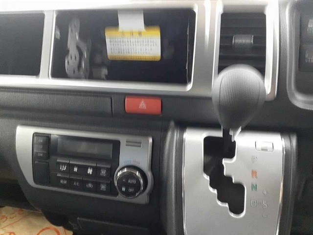 Toyota HIACE WAGON 2026 7644104-12