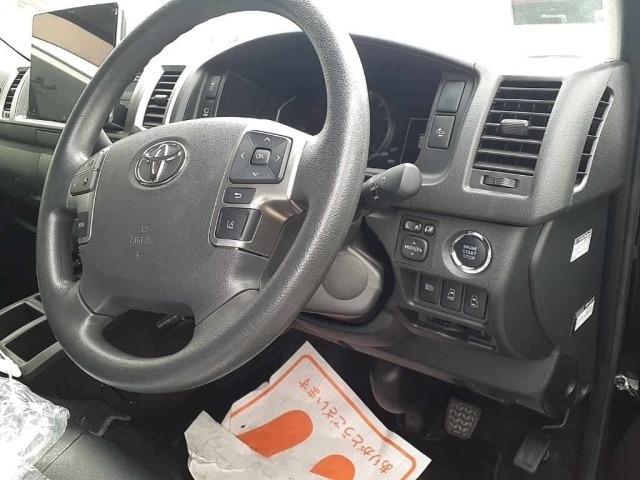 Toyota HIACE WAGON 2024 7644110-9