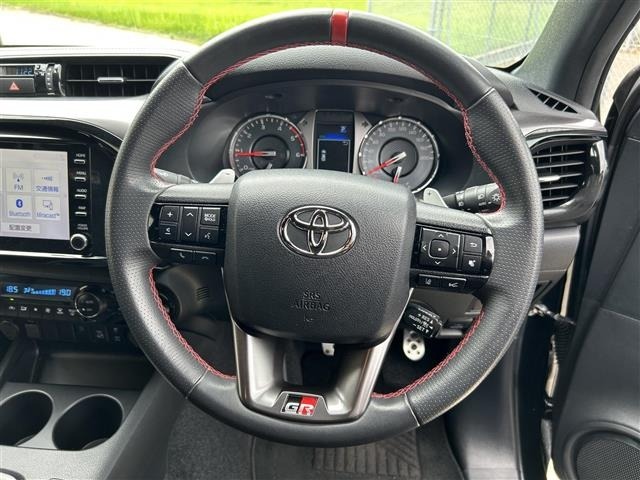 Toyota HILUX 2022 7624215-15