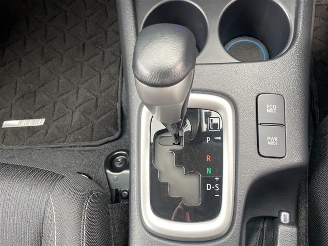 Toyota HILUX 2021 7624218-11
