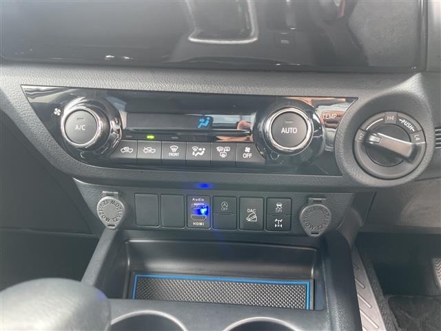 Toyota HILUX 2021 7624218-12