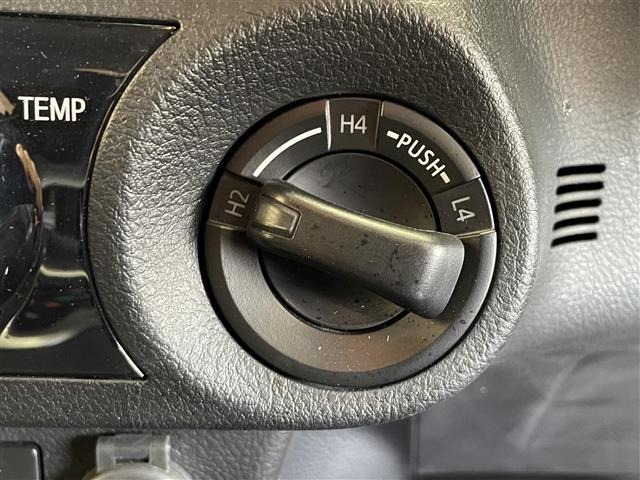 Toyota HILUX 2021 7624225-9