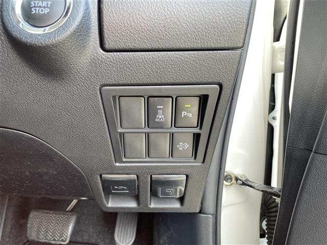 Toyota HILUX 2021 7624226-6