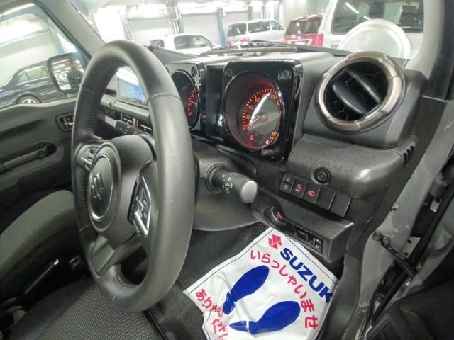 Suzuki JIMNY SIERRA 2024 7637221-9