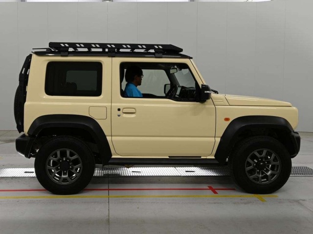Suzuki JIMNY SIERRA 2023 7637222-3
