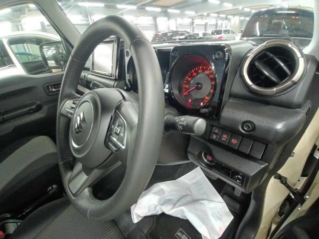 Suzuki JIMNY SIERRA 2023 7637222-9