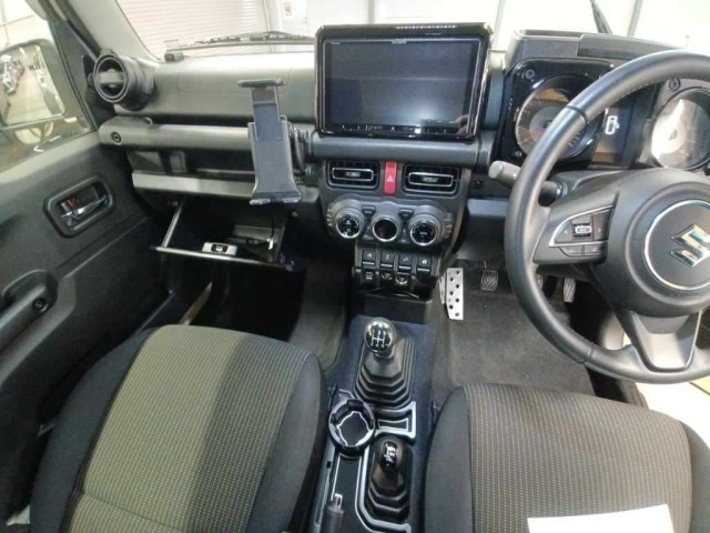 Suzuki JIMNY SIERRA 2023 7637229-11