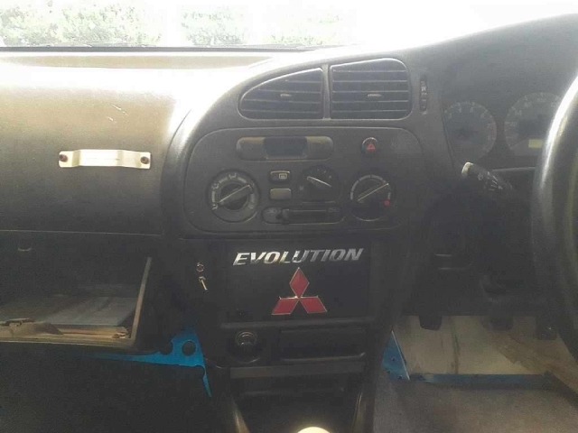 Mitsubishi LANCER 1999 7632983-9