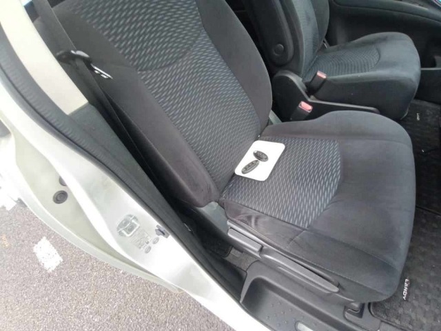 Suzuki LANDY 2015 7637630-10