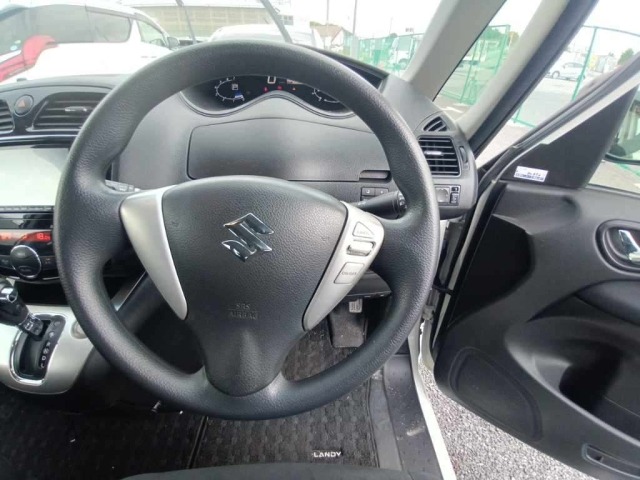 Suzuki LANDY 2015 7637630-9