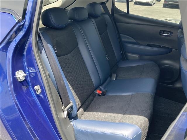 Nissan LEAF 2022 7639512-26