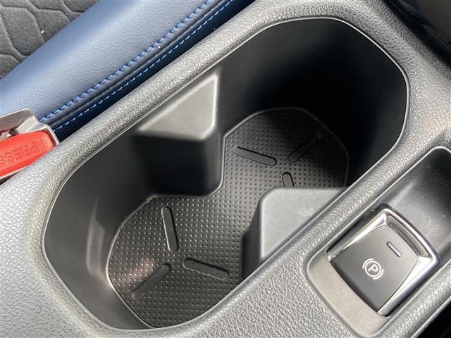 Nissan LEAF 2022 7639512-30