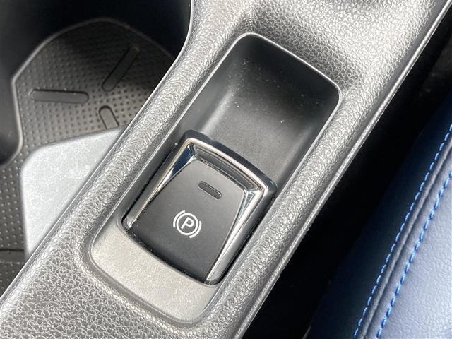 Nissan LEAF 2022 7639512-31