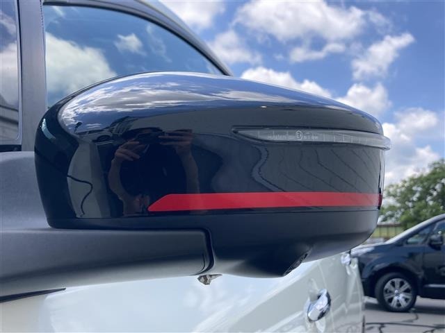 Nissan LEAF 2019 7639513-16