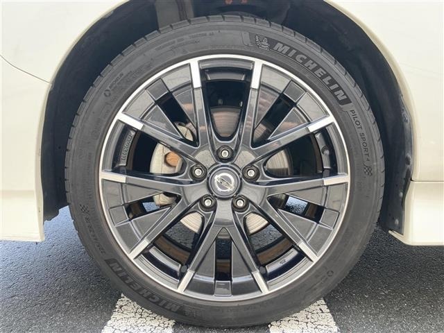 Nissan LEAF 2019 7639513-36